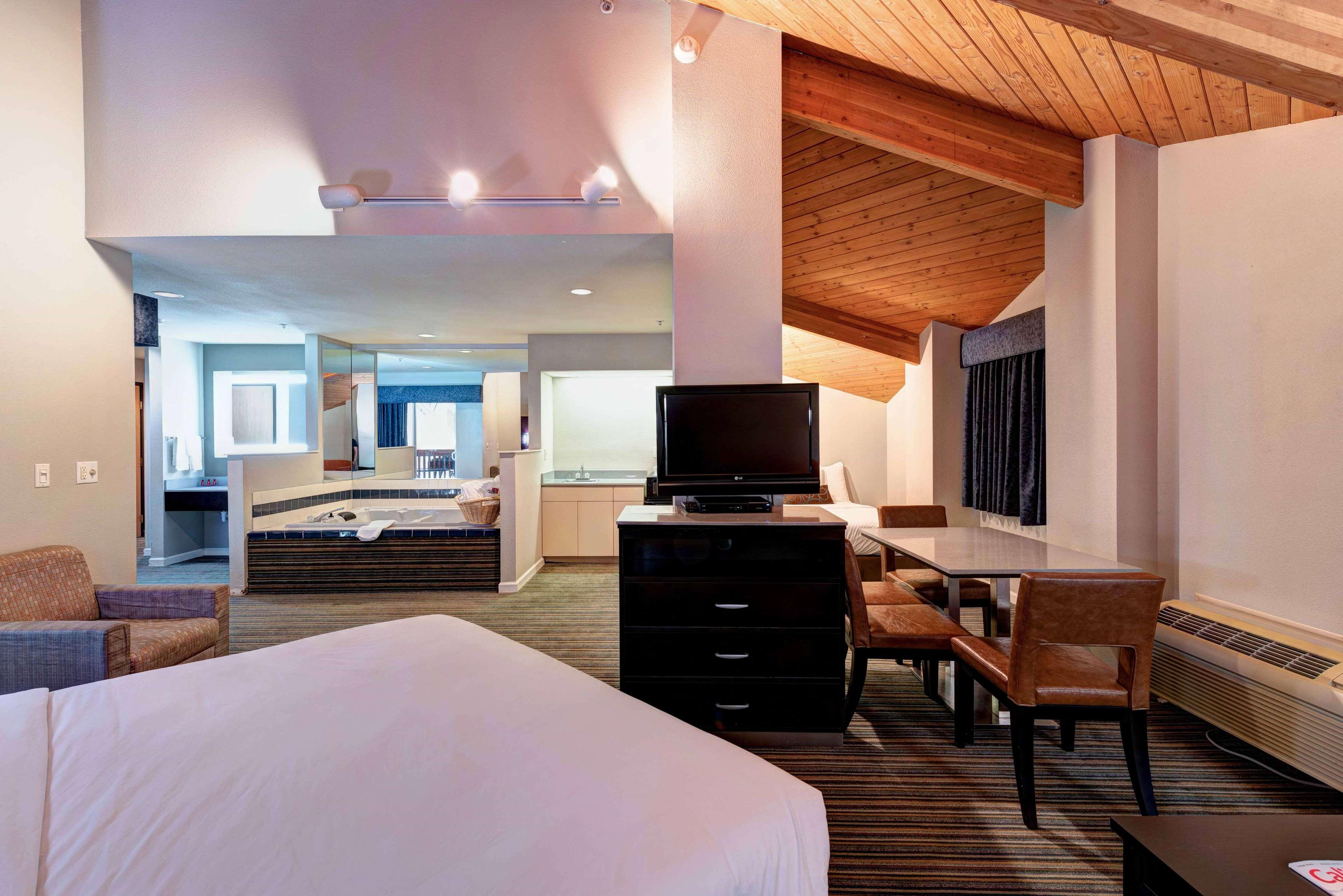 Surestay Plus Hotel By Best Western Redding Eksteriør billede